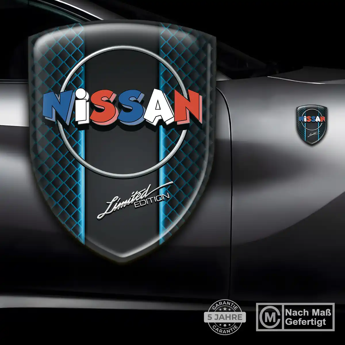 Nissan Emblem Premium-Edition