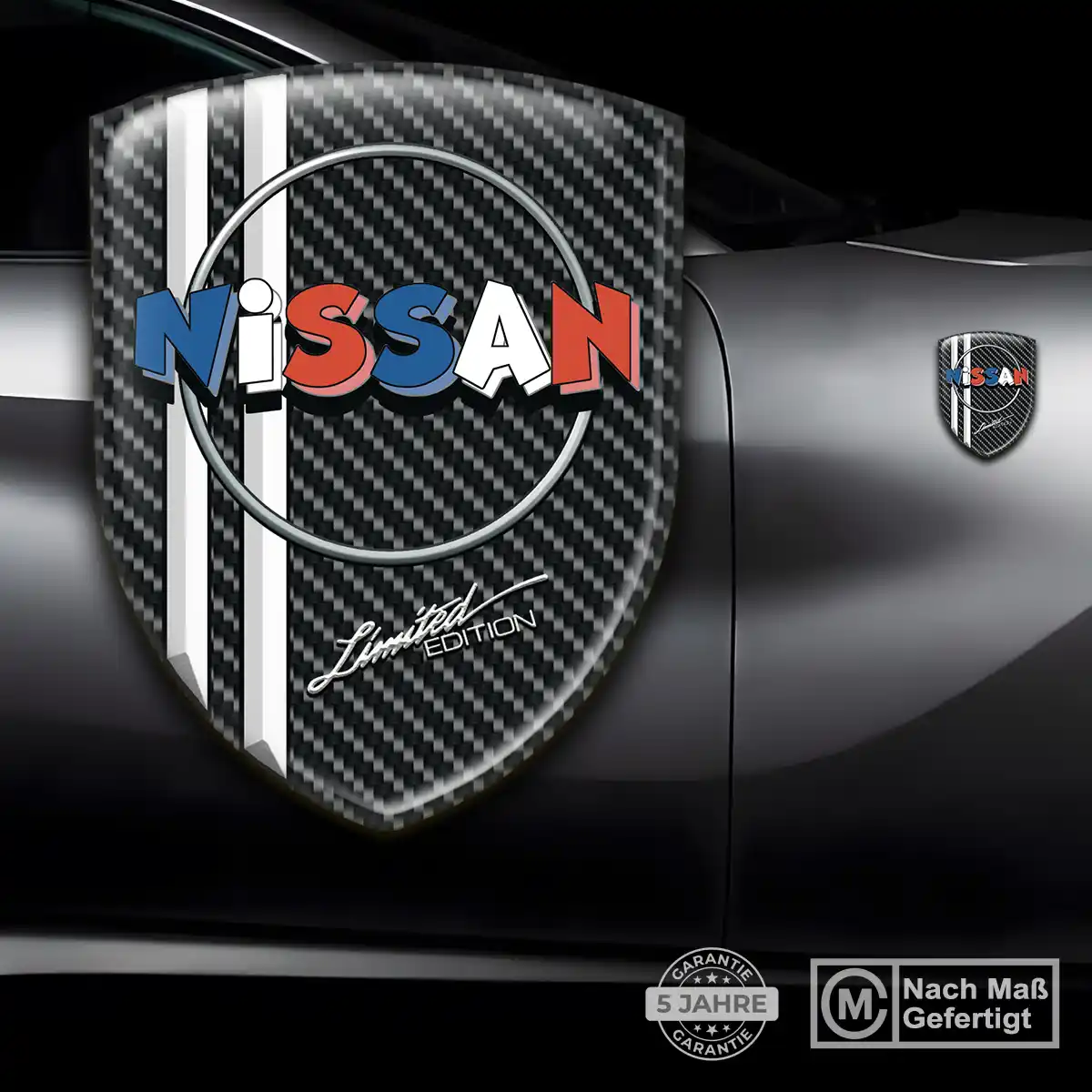 Nissan Emblem Tuningfahrzeug