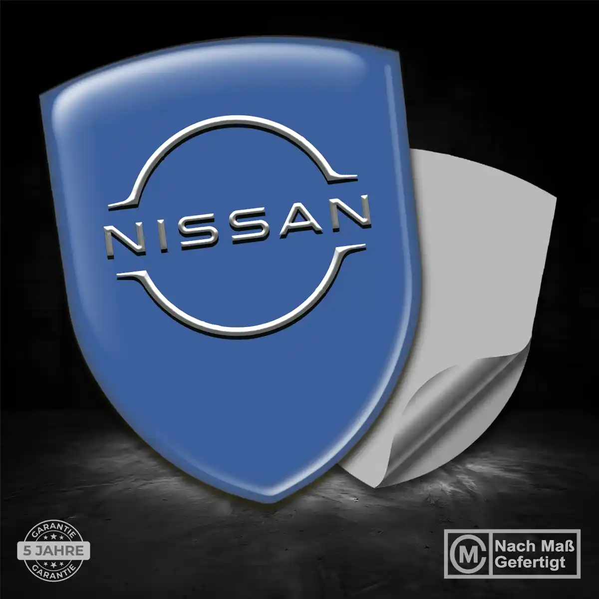 Nissan Embleme Auto Tuningfahrzeug